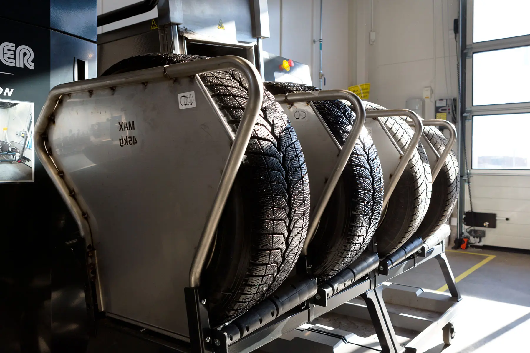 Rena däck efter däcktvätt.